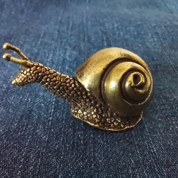 Brass Snail,Brass Snail Statue,Retro Brass Snail,Antique Collection,Table Decoration,Brass Snail Figurine,Brass Animal Figurine,3AH