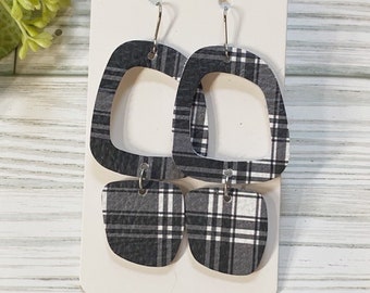 Large size, dark gray and white plaid linked leather organic shape earring