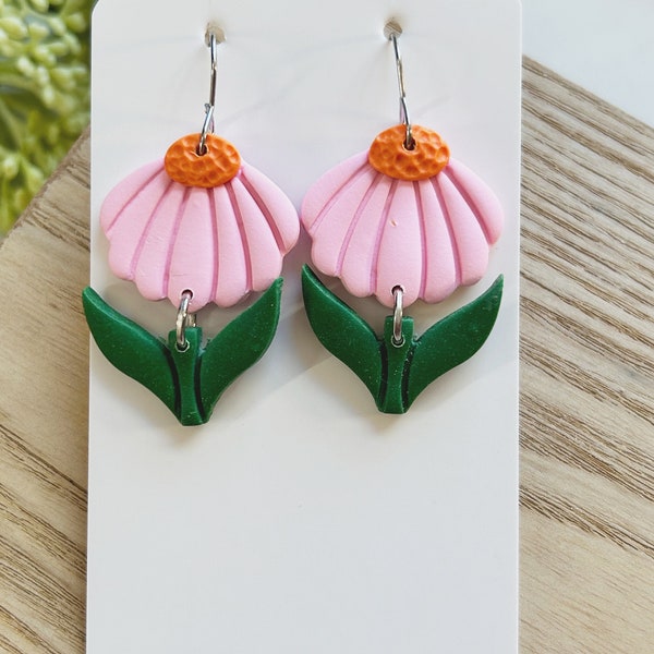 Mini size, pink clay daisy earring