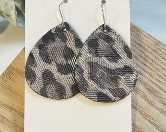 Mini size, metallic black and silver leopard print leather earring