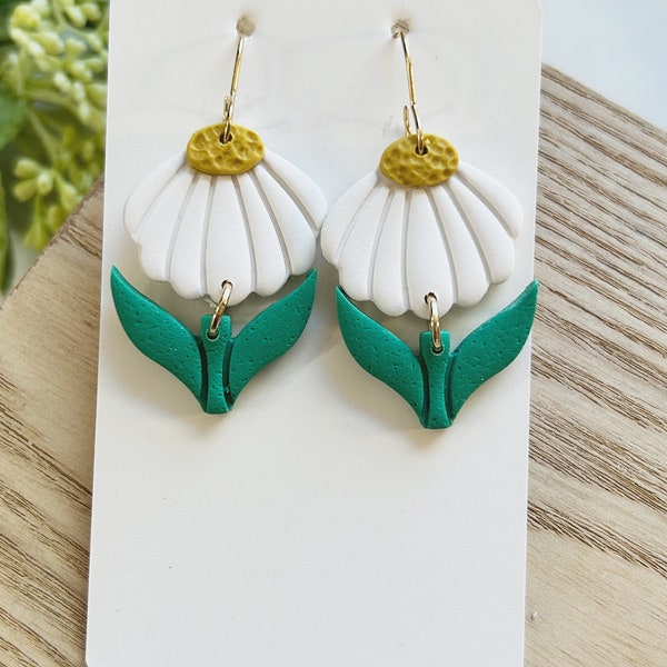 Mini size, white clay daisy earring