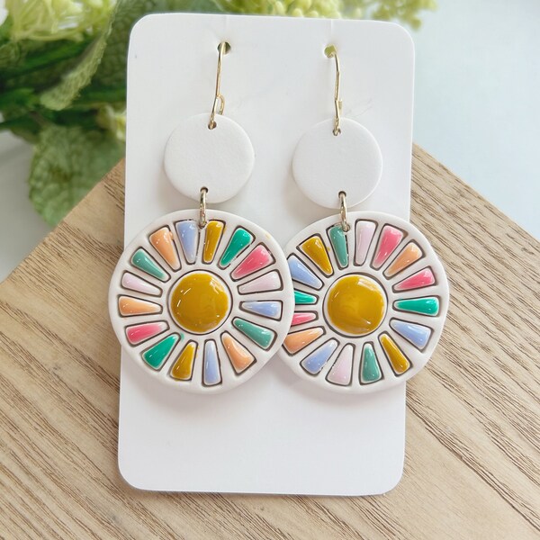 Classic size, ceramic look linked sun shape clay earring