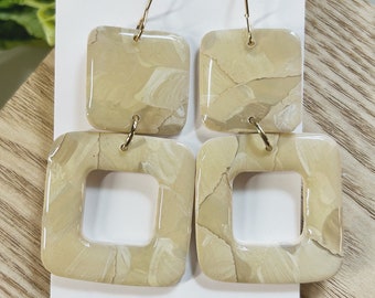 Classic size, resin coated cream marbled clay linked square earring