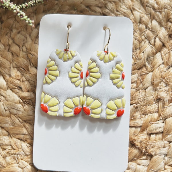 Classic size, hand painted yellow and white daisy clay earring