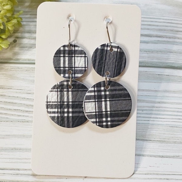 Classic size, dark gray and white plaid linked  leather disc earring