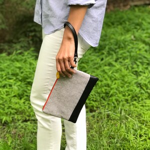 Cartera de mano, cartera para teléfono y cartera para pasaporte: GOWANUS en tweed y negro imagen 5
