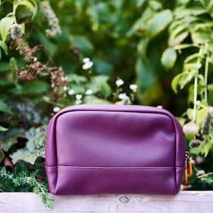 make up bag, zipper pouch, toiletry bag women - the KANE (2 colors)