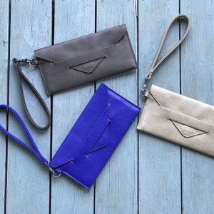 BESTSELLER women's wallet, cash envelope wallet, wristlet wallet, birthday gift the DELANCEY in 3 colors image 4