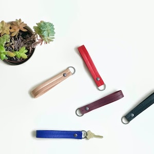 wristlet keychain, keychain bracelet, key fob - the BRYANT (5 COLORS)