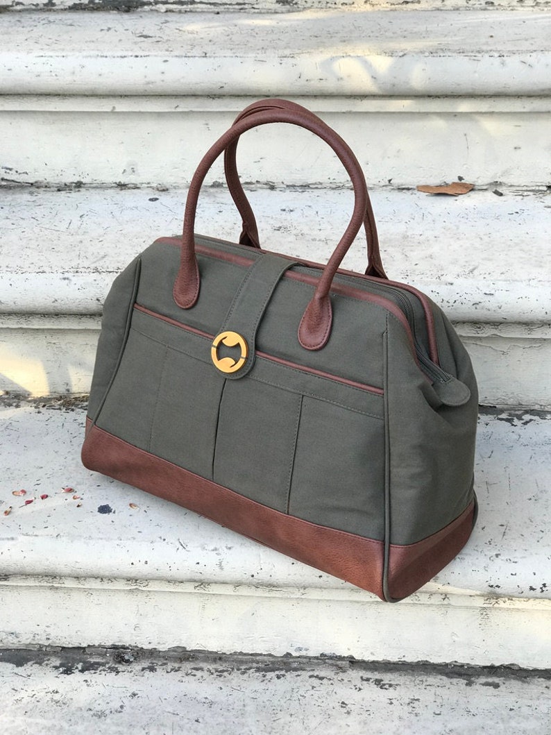 carry on bag, cabin bag, duffel bag, weekender bag the CASSIA weekend bag for women Olive Green/Espresso
