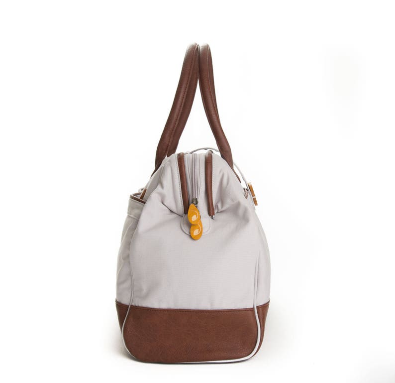 travel bag for women, weekender bag women, duffle bag women, & laptop bag women the CASSIA doctor's bag duffel image 3