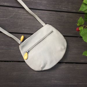 sac à bandoulière en 5 couleurs, sac à main en cuir végétalien - le sac à main bandoulière WILLOUGHBY