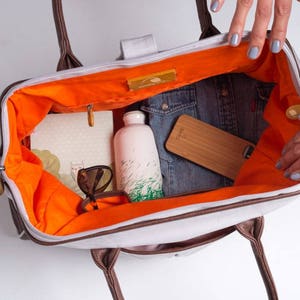 travel bag for women, weekender bag women, duffle bag women, graduation gift image 2