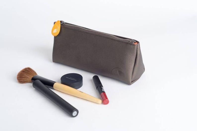 makeup bag, toiletry bag, travel gifts the UNION 5 colors Graphite