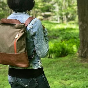 convertible backpack tote & crossbody travel bag, gift for mom the 3 in 1 ROCKAWAY tote backpack crossbody 画像 10