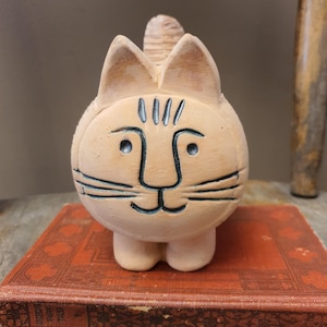 Lisa Larson - Etsy