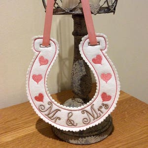 Mr & Mrs Horseshoe keepsake, ITH,  Embroidery Design. Wedding Day Keepsake for 5x7" hoop. This is a design file only not a ready made item.