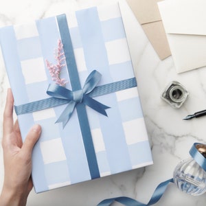 Blue Gingham Gift Wrap, Unique Wrapping Paper, Blue Plaid Wrapping Paper, Gingham Wrapping Paper, Preppy Christmas Gift Wrap, Grandmillenial