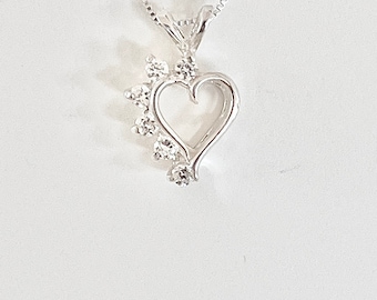 Imitation diamond necklace, imitation diamond pendant, cubic zirconia necklace, cubic zirconia pendant, heart necklace, heart pendant, heart