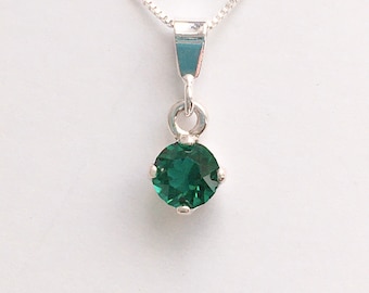 Emerald necklace, emerald pendant, May birthstone necklace, green gemstone necklace, emerald choker, green stone choker, emerald jewelry