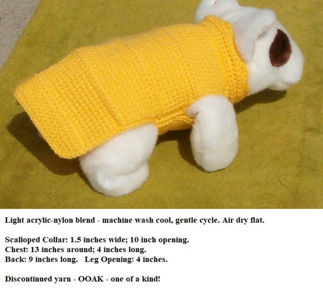 CLEARANCE Small Dog Sweater FREE SHIPPING QZ Yellow with Scalloped