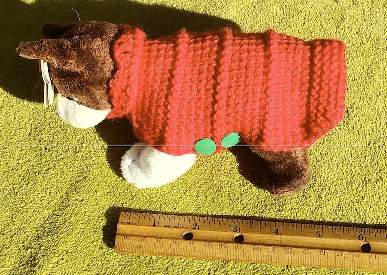 XX Small Dog Sweater TC4 Designer Red W Scalloped Collar & Green Snaps Handmade Dwarf Teacup