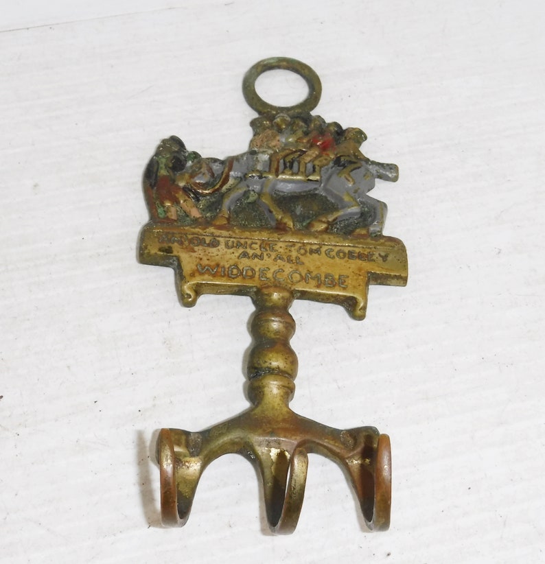 Vintage 1930s Brass Key Holder Old Uncle Tom Cobley Widdecombe 762506