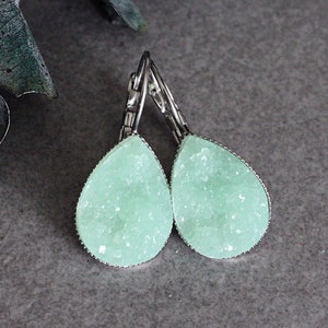 Mint Teardrop Earrings, Mint Green Earrings, Mint Druzy Earrings, Mint Drop Earrings, Mint Dangle Earring, Mint Earrings, Girlfriend Gift