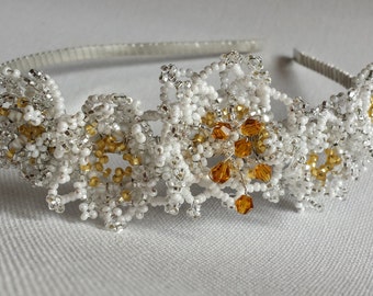 White flower Headband/ Bridal Tiara/ Wedding Hairband/ Wedding Halo made from Crystal Beads