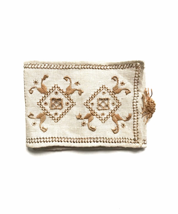 Vintage Embroidered Linen Change Purse - image 10