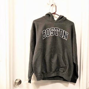 Felpa con cappuccio vintage Boston con tasca a marsupio, grigio antracite, taglia media