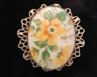Vintage Enamel Yellow Flower Brooch with Gold Filigree Edges