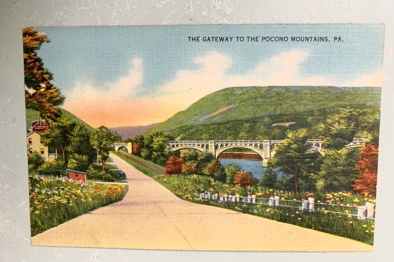 Vintage Postcard Pocono Mountains Gateway Linen image 1