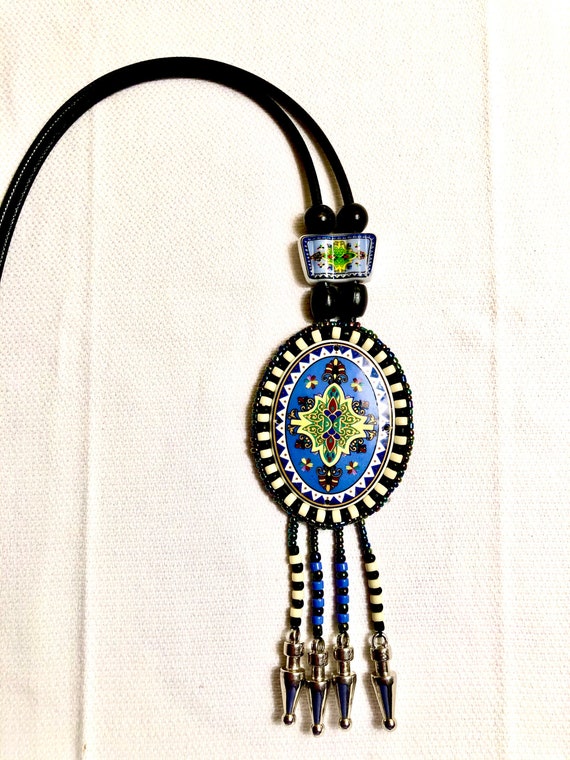 Vintage Native American Pendant Necklace Enamel Be