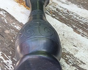 黒い花瓶、手作りのバロ・ネグロのメキシコ陶器、オアハカの民芸品
