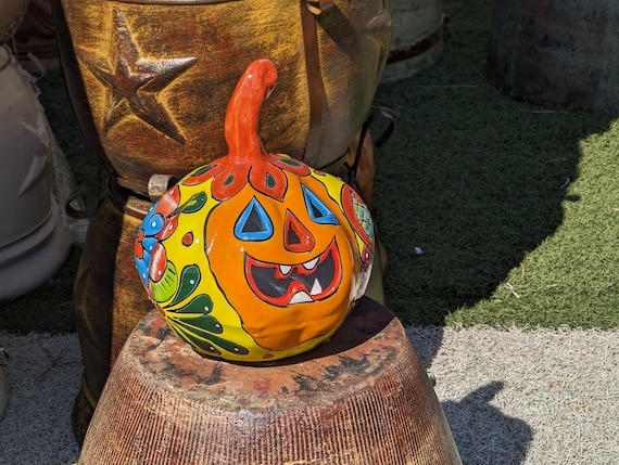 Jack-o-Lantern for Trick or Treat Party | Holiday Decor or