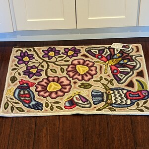 Maya-Tapisserie-Textilwandkunst, cooler Hakenteppich Handgemachter authentischer Wandteppich aus Upcycled-Textilien von Maya-Frauen in Guatemala, Maya-Kunst