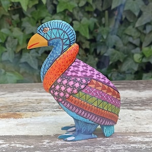 Vulture Alebrije Figurine  Handmade Home Decor, Folk Art from Oaxaca Mexico, Original Wood Sculpture  Carved Vulture as Unique Gift