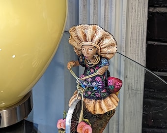 アート・デザイン・音楽 Oaxaca Handmade Gift | Woman on Bicycle With Hat Original Folk Art