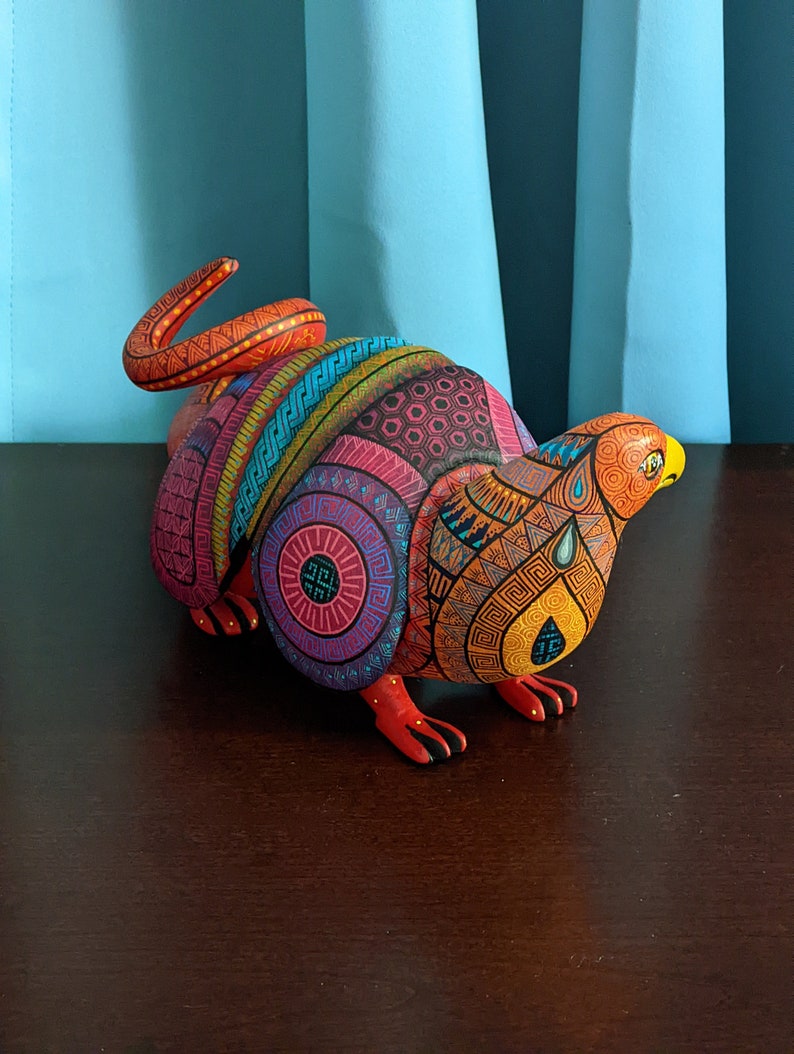 Armadillo Alebrije Fusion Art Artesania Mexicana, Oaxacan Art Animal Wood Carving, Idea regalo messicana Alebrije, Alebrijes fatti a mano immagine 5