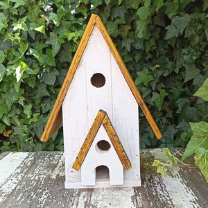 Holz Vogelhaus Dach im asiatischen Stil, dekoratives Vogelhaus für Außen- oder Innenbereich, einzigartige Geschenkidee handgefertigt in Mexiko