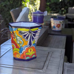 Talavera zeshoekige bloempot | Handgeschilderd Mexicaans aardewerk tuindecor | Housewarmingcadeau