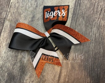 Cheer bow - Cheer bows - Sideline cheer bow - Cheer bows - Your choice of ribbon and 1 glitter color