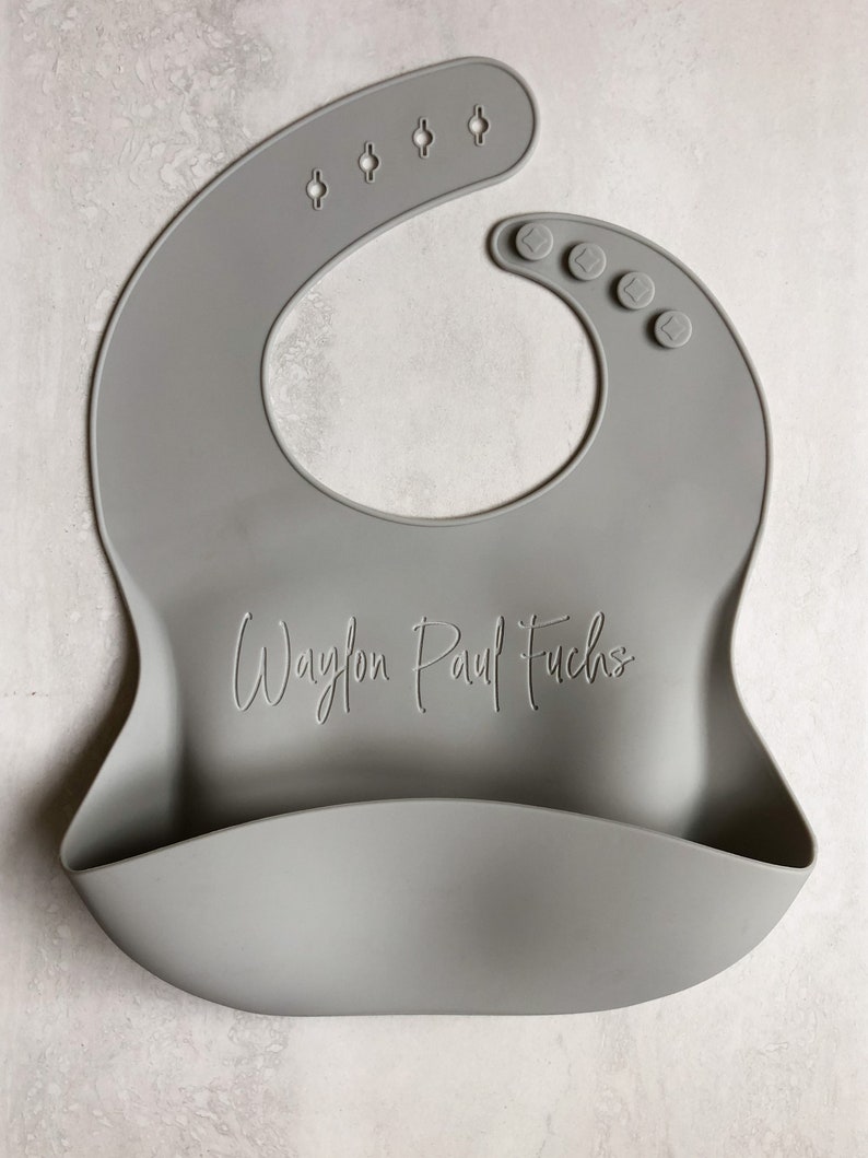 Personalized Gray Baby and Toddler Bib for Baby Led Weaning with Custom Name Laser engraved with Flowers