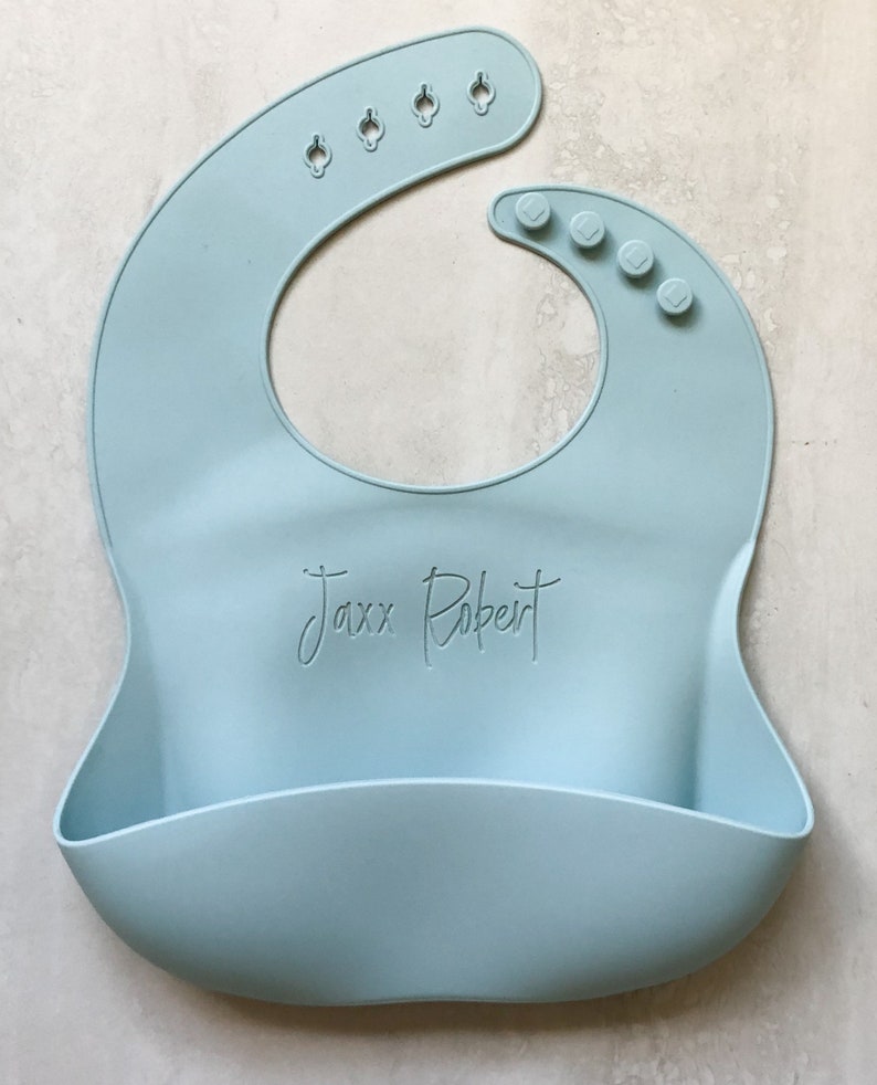 Personalized Light Blue Toddler Bib for Baby Led Weaning with Custom Name Laser engraved with Flowers