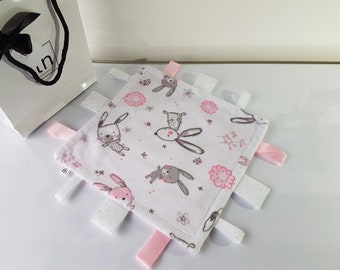 Blush Bunny Hop - Plush Trendy Taggie Blanket
