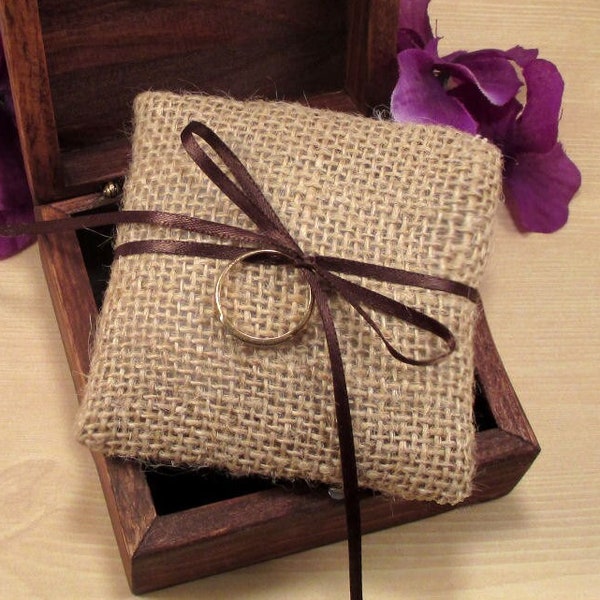 Ring Bearer Box Pillow, Burlap Wedding Ring Pillow, Mini Ring Pillow, Rustic Ring Box Pillow, Jewelry Pad, Burlap Pillow, Small Ring Pillow