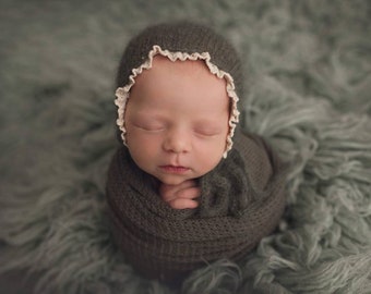 Oswin--Lace Bonnet--Newborn Mohair Bonnet--Knit Bonnet--Newborn Photography Props--Newborn Hat--Baby hat-Baby Bonnet