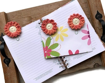 Set of 3 Flower Planner Clips - Crochet Paper Clips - Bookmarks - Journal Accessories - Planner Clips - Teacher Gift - Crochet Flowers