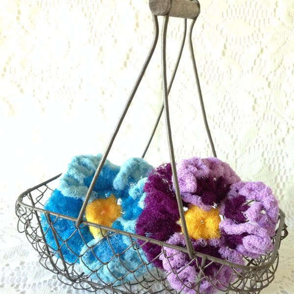 Nylon  Scrubby/2 Pansy Dish Scrubbers in a Cute Chain Link Basket - 1 Blue and 1 Purple Pansy Pot Scrubbers - Gift For Her